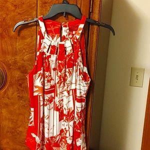 Jennifer Lopez sleeveless top